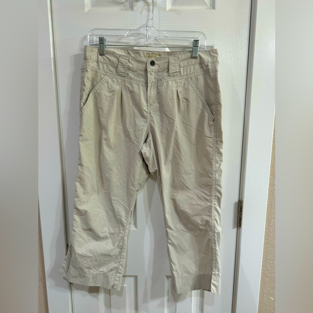 Royal Robbins khaki capri